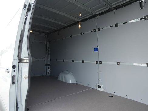 New 2025 Mercedes-Benz Sprinter 2500 image 8