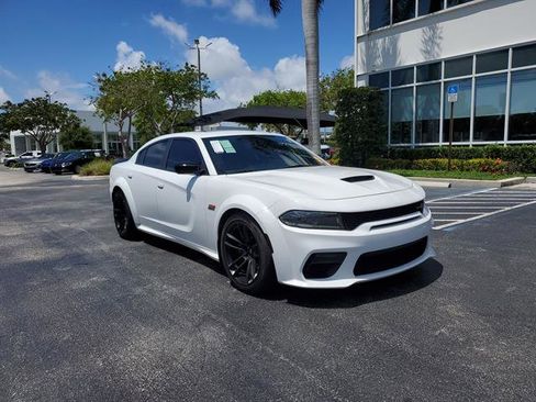 Used 2023 Dodge Charger Scat Pack RWD image 7