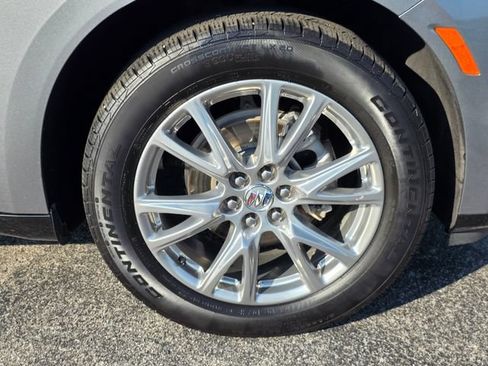 Used 2023 Buick Enclave Essence w/ Experience Buick Package FWD image 16