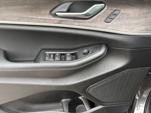 New 2025 Jeep Grand Cherokee Limited image 15