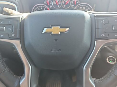 Used 2022 Chevrolet Silverado 1500 LTZ w/ LTZ Convenience Package II AWD/4WD image 29