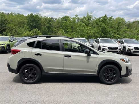 Certified 2023 Subaru Crosstrek 2.0i Premium w/ Special Edition AWD/4WD image 6