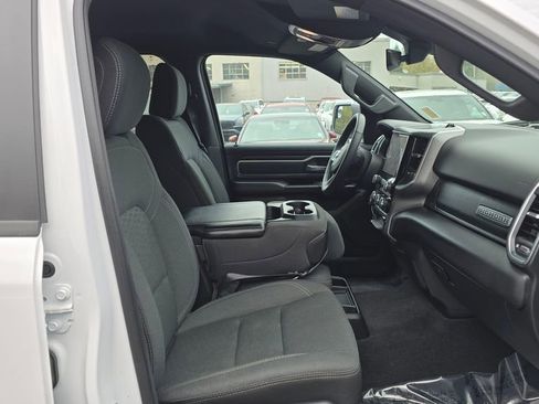Used 2025 RAM 1500 Big Horn AWD/4WD image 10