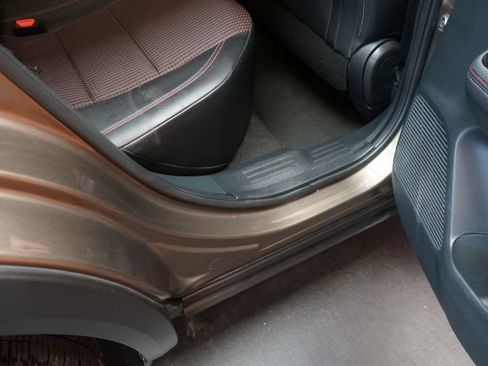 Certified 2025 Nissan Kicks SR AWD/4WD image 45
