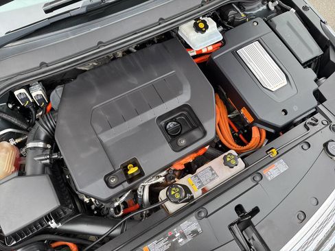 Used 2013 Chevrolet Volt Premium w/ Premium Trim Package image 13