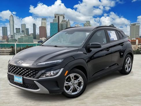 Used 2022 Hyundai Kona SEL image 1