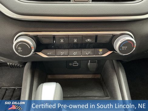 Used 2024 Nissan Altima 2.5 S image 12