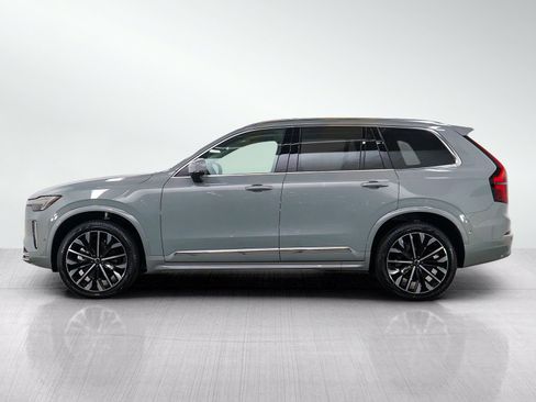 Used 2026 Volvo XC90 B6 Plus AWD/4WD image 2