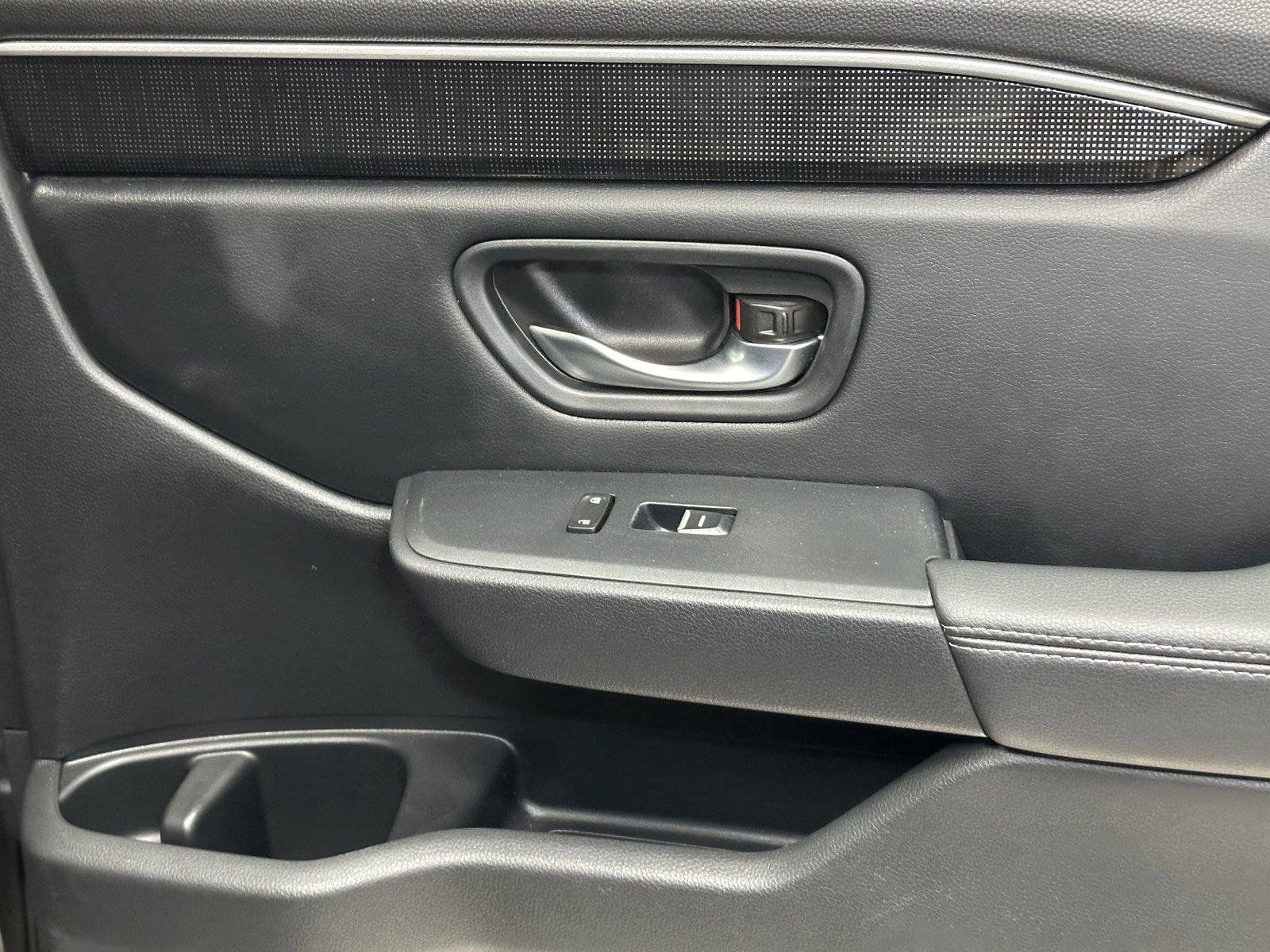 Certified 2024 Honda Pilot Elite image 38