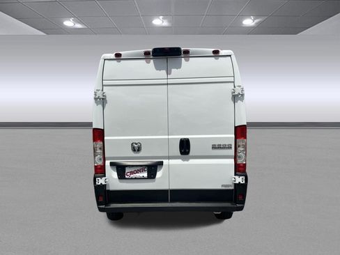 Used 2026 RAM ProMaster 2500 w/ Convenience Group FWD image 4