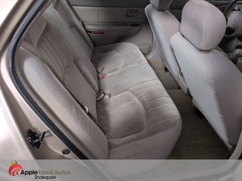 Used 2004 Buick Century Custom image 26