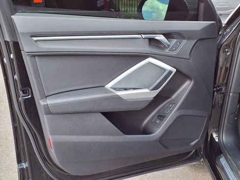 Used 2022 Audi Q3 2.0T Premium Plus w/ Premium Plus Package image 27