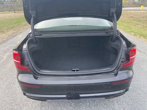 Used 2024 Volvo S60 B5 Plus AWD/4WD image 8