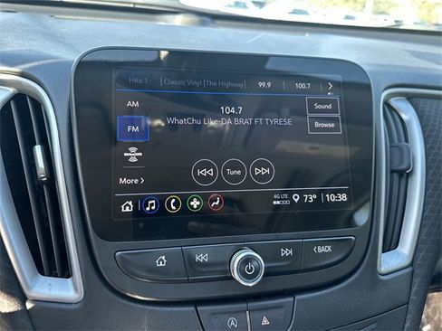 Used 2024 Chevrolet Malibu LT image 12