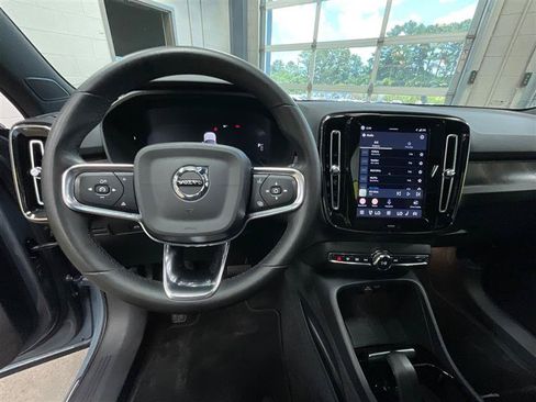 Used 2023 Volvo XC40 Recharge Plus AWD/4WD image 15
