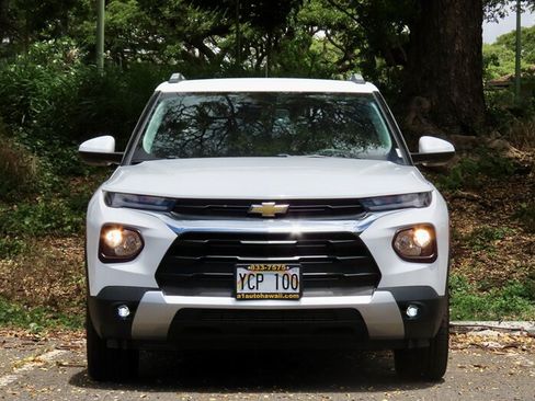 Used 2023 Chevrolet TrailBlazer LT w/ Driver Confidence Package AWD/4WD image 1