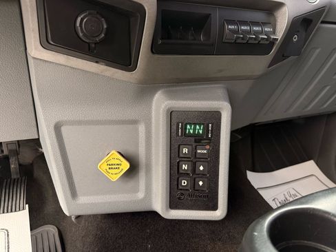 Used 2012 Ford F650 2WD Crew Cab Super Duty image 56