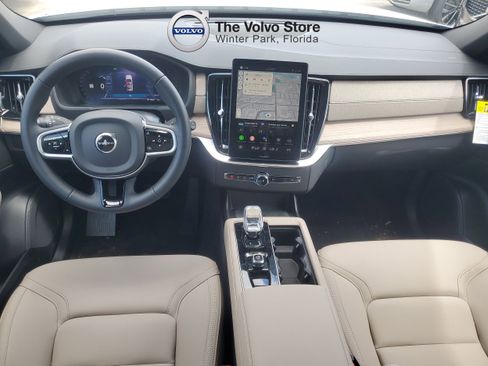 Used 2026 Volvo XC90 B6 Plus w/ Protection Package Premier AWD/4WD image 13
