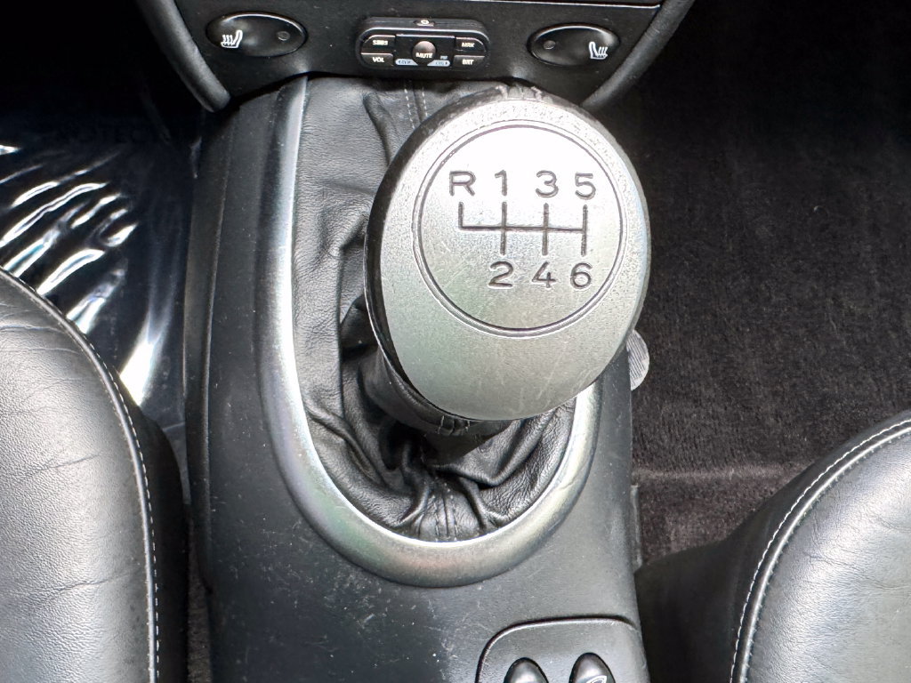 Used 2002 Porsche 911 Turbo AWD/4WD image 28