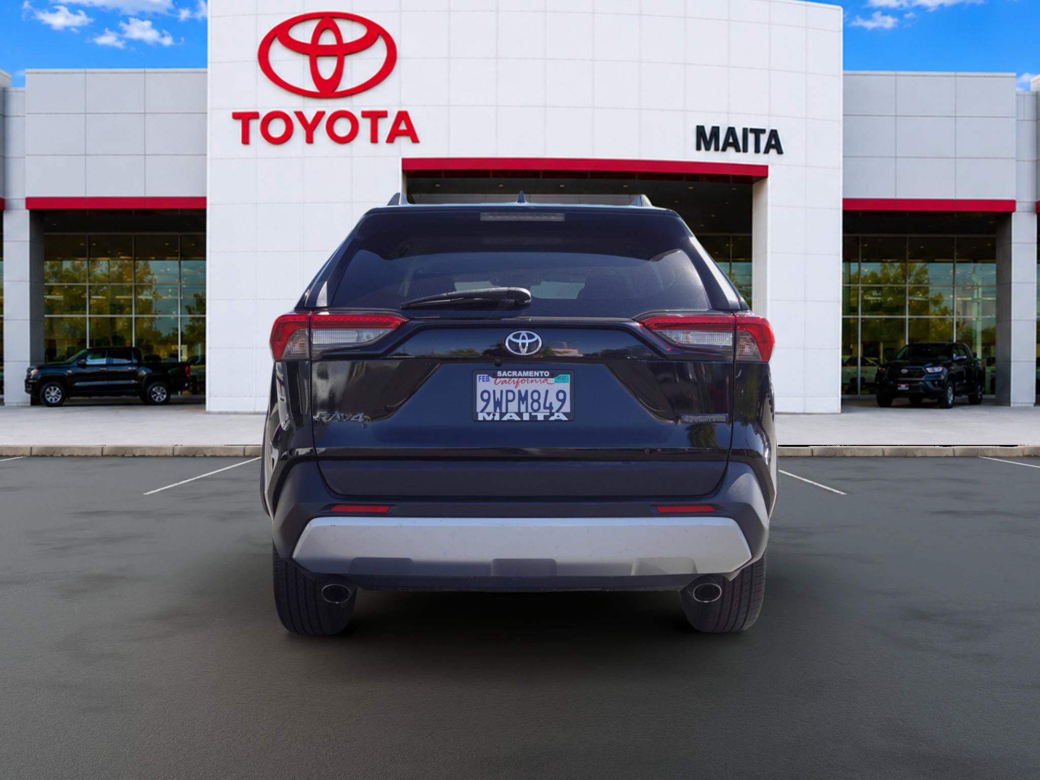 Used 2019 Toyota RAV4 Adventure AWD/4WD image 4