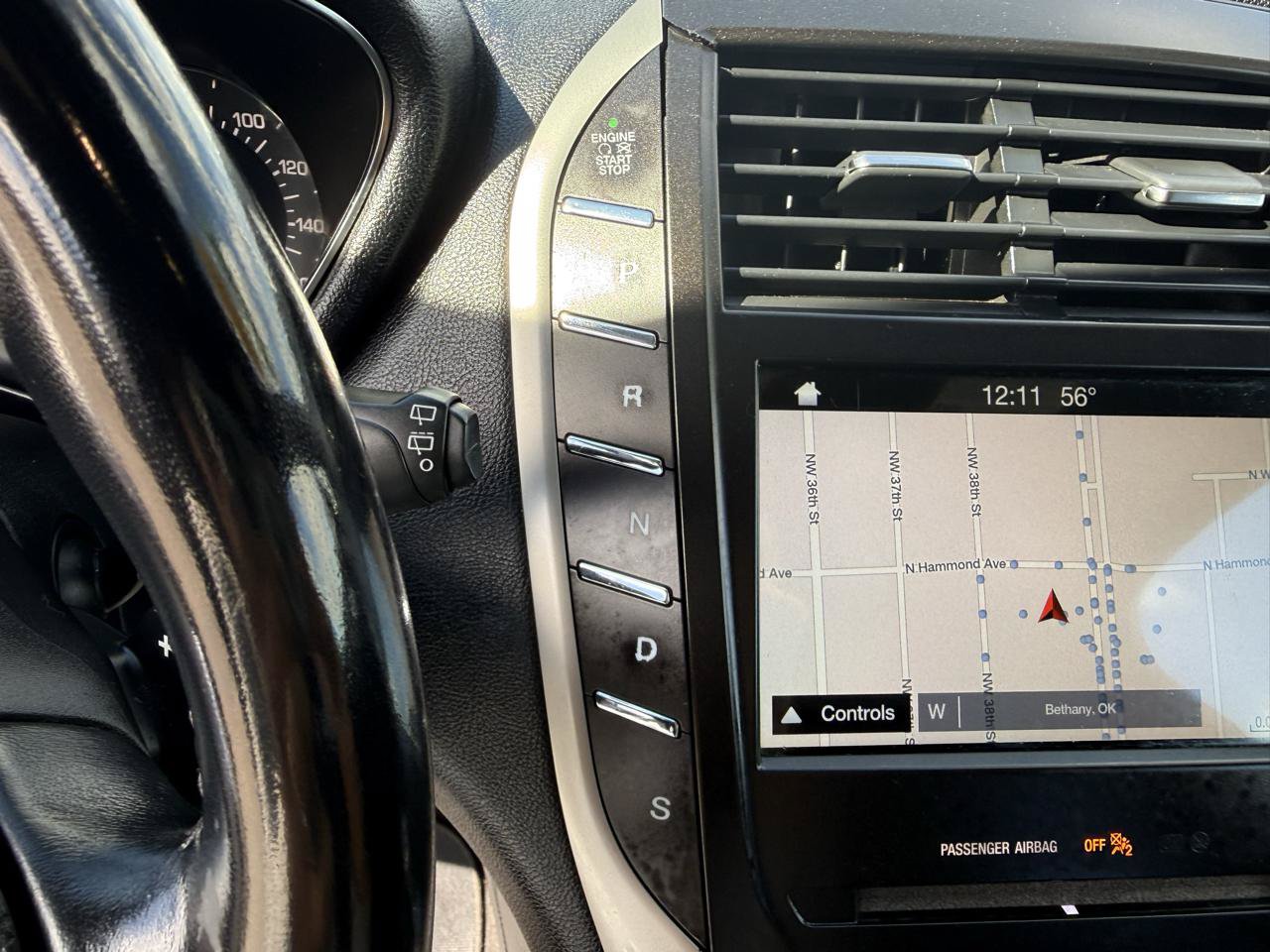 Used 2018 Lincoln MKC Select w/ Select Plus Package AWD/4WD image 26
