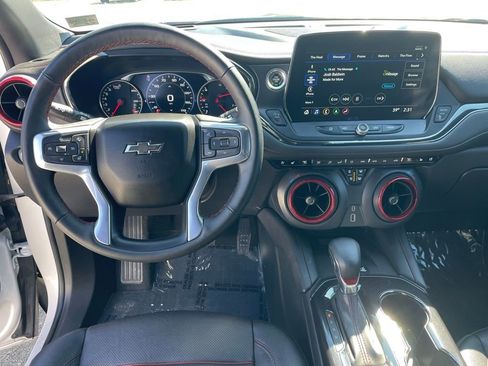 Used 2024 Chevrolet Blazer RS w/ Driver Confidence II Package image 4