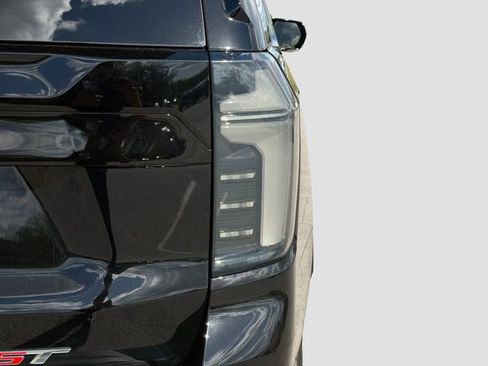 Used 2026 Chevrolet Tahoe RST w/ Comfort Package image 10