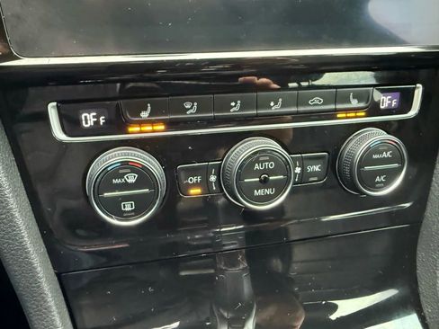 Used 2019 Volkswagen GTI Rabbit Edition image 17