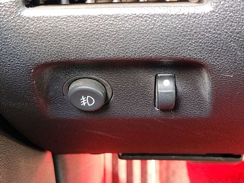 Used 2009 Saturn Sky Red Line image 25