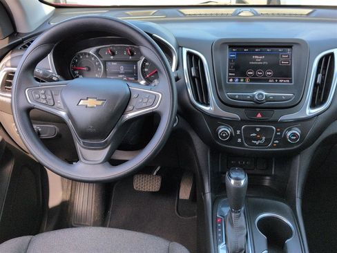 Used 2021 Chevrolet Equinox LT FWD image 30