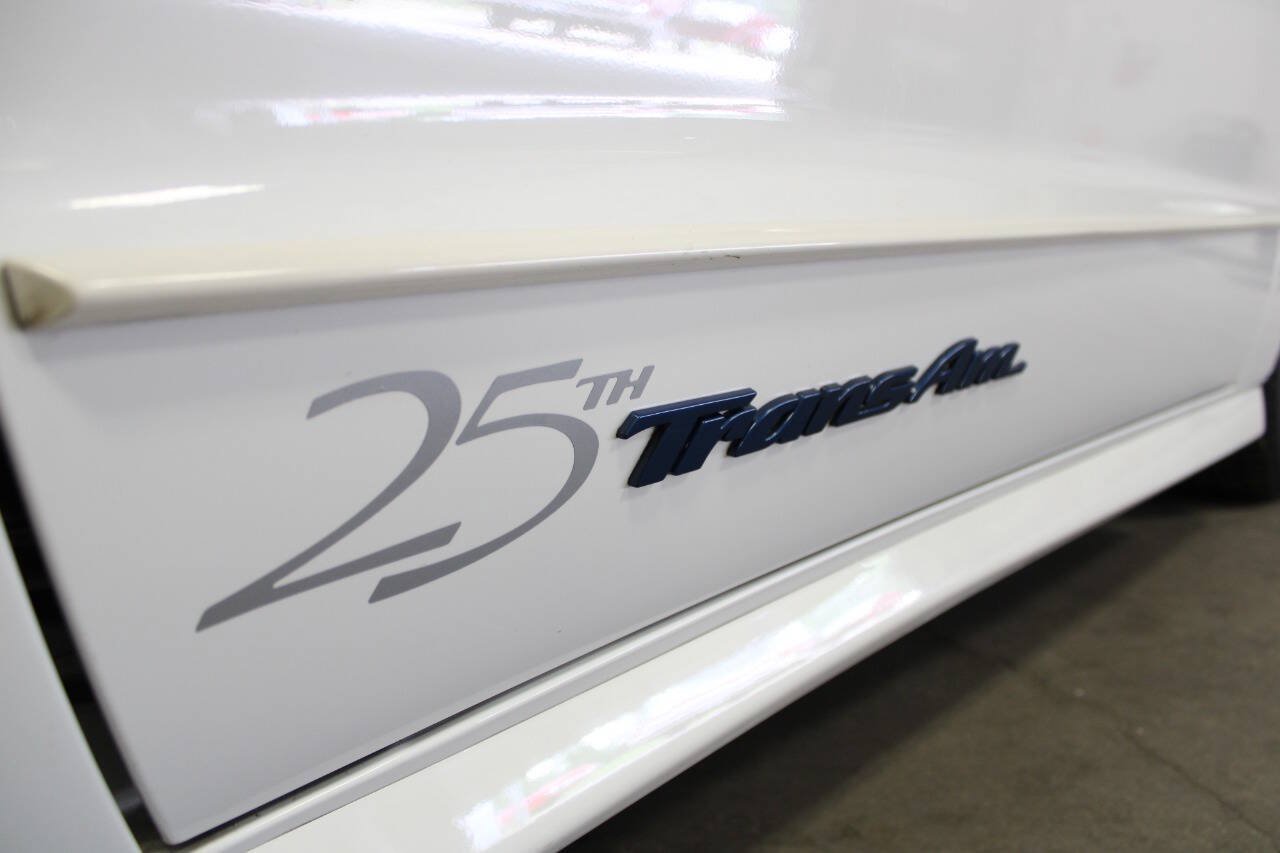 Used 1994 Pontiac Firebird Coupe RWD image 12