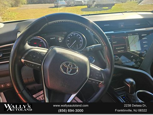Used 2020 Toyota Camry XLE w/ Driver Assist Package image 38