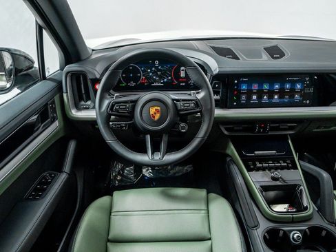 New 2026 Porsche Cayenne AWD/4WD image 14