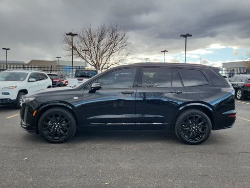 Used 2021 Cadillac XT6 Sport w/ Platinum Package image 7