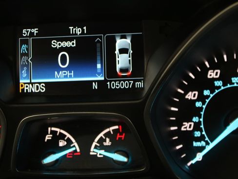 Used 2016 Ford Escape SE w/ Equipment Group 201A AWD/4WD image 37