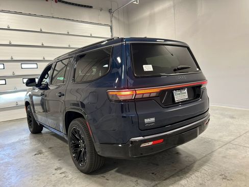 New 2026 Jeep Grand Wagoneer Limited AWD/4WD image 8