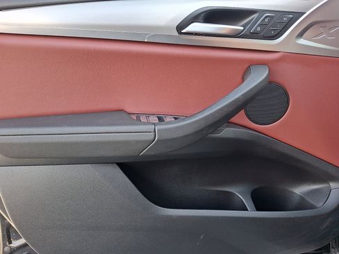 Used 2024 BMW X3 xDrive30i w/ Premium Package image 12