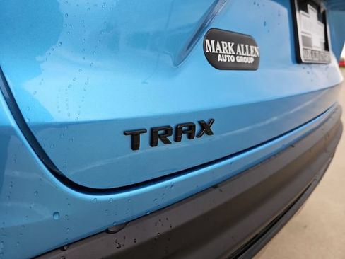 New 2026 Chevrolet Trax RS w/ Sunroof Package FWD image 31