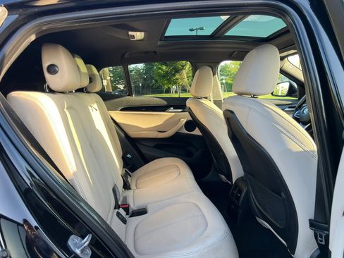 Used 2022 BMW X2 xDrive28i w/ Convenience Package AWD/4WD image 18