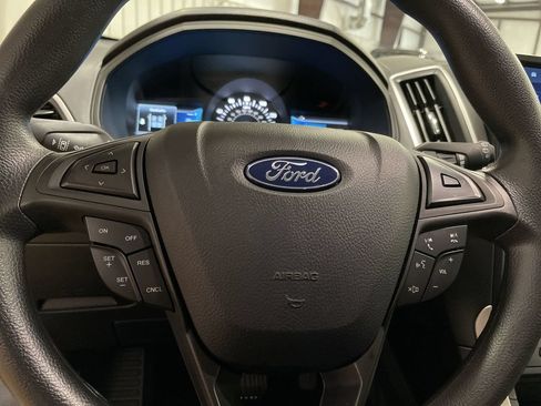 Used 2024 Ford Edge SE w/ Black Appearance Package AWD/4WD image 15