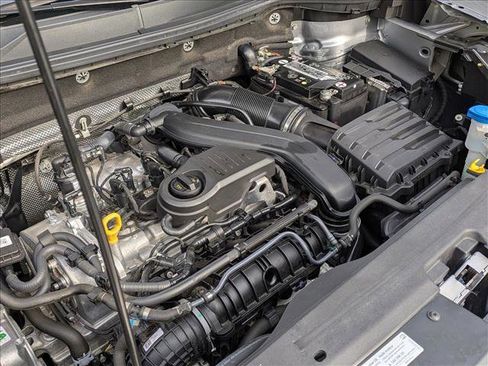 Used 2022 Volkswagen Taos S image 21