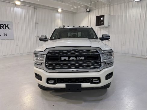 Used 2022 RAM 3500 Limited image 8
