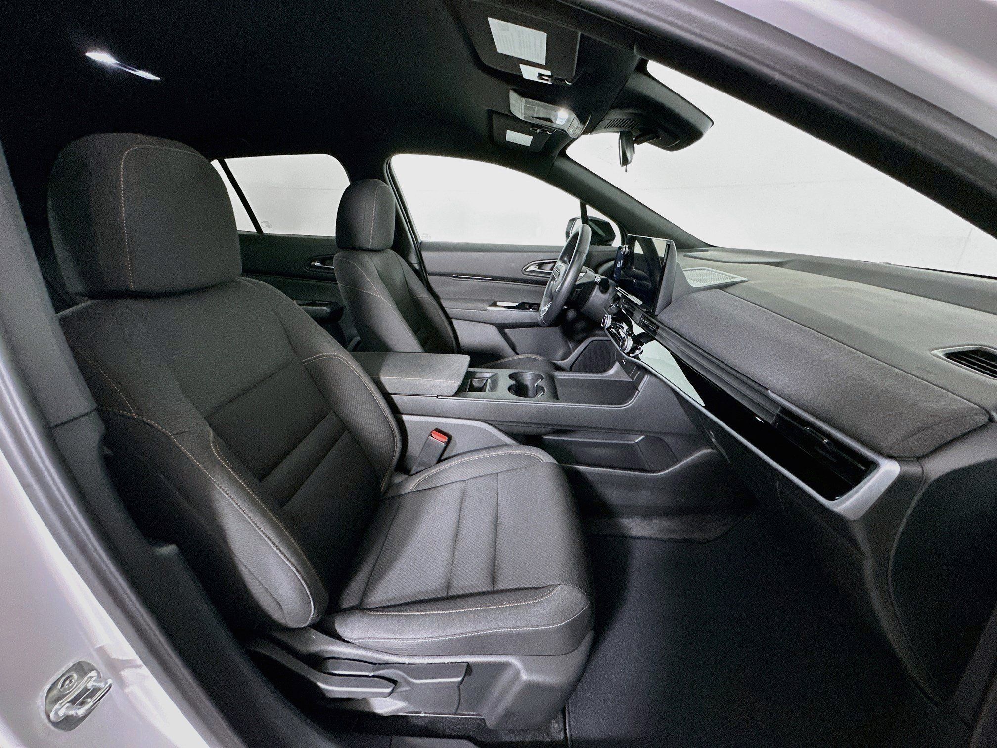 Used 2024 Honda Prologue EX image 30