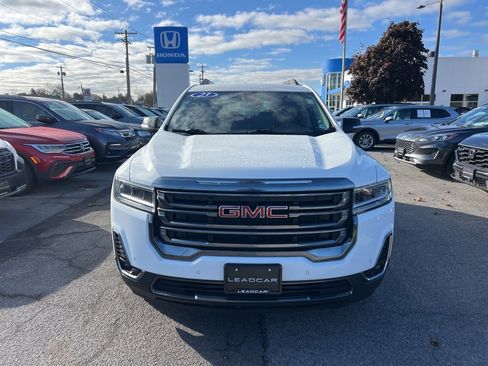 Used 2023 GMC Acadia AT4 w/ Preferred Package image 8