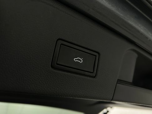 Used 2018 Volkswagen Atlas SEL Premium image 36