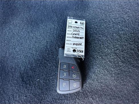 Used 2023 Chevrolet Suburban Premier image 38