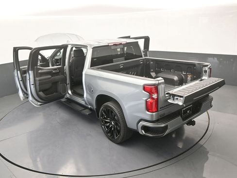 Used 2025 Chevrolet Silverado 1500 LTZ w/ Technology Package RWD image 83