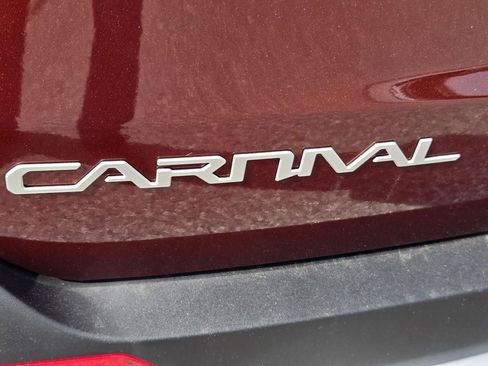 New 2026 Kia Carnival EX FWD image 12