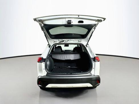 Used 2023 Toyota Corolla Cross XLE FWD image 34