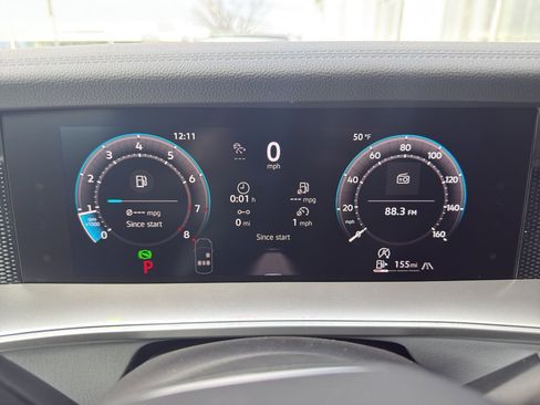 New 2026 Volkswagen Tiguan SE R-Line image 11